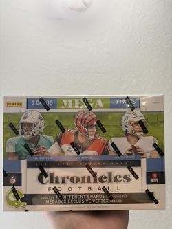 2020 NFL Chronicles Football Mega Box
