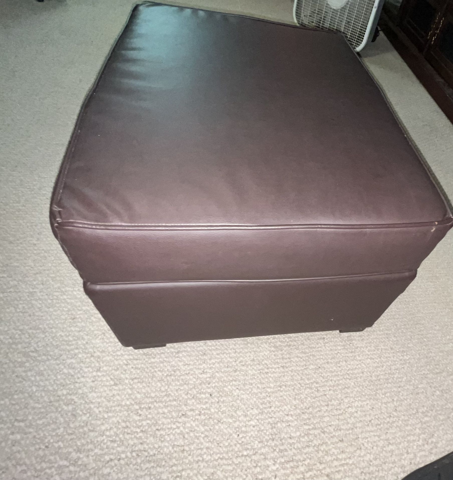 Ottoman ( BROWN LEATHER OTTOMAN)