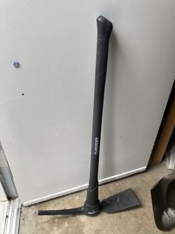 Husky Brand Picaxe