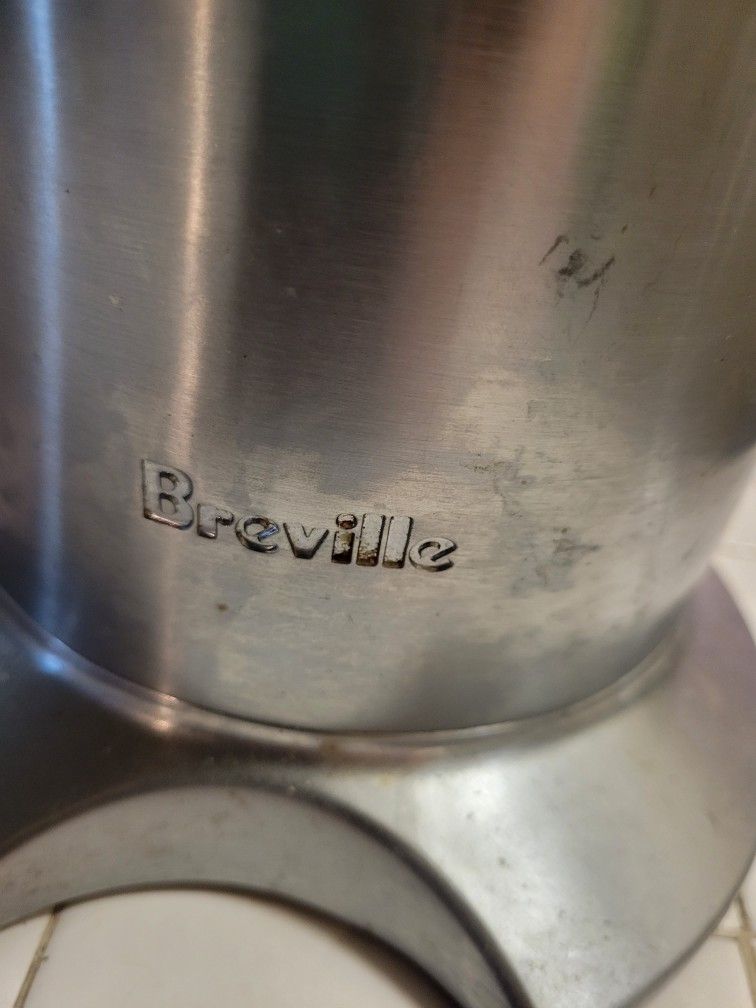 Brivelle Juicer