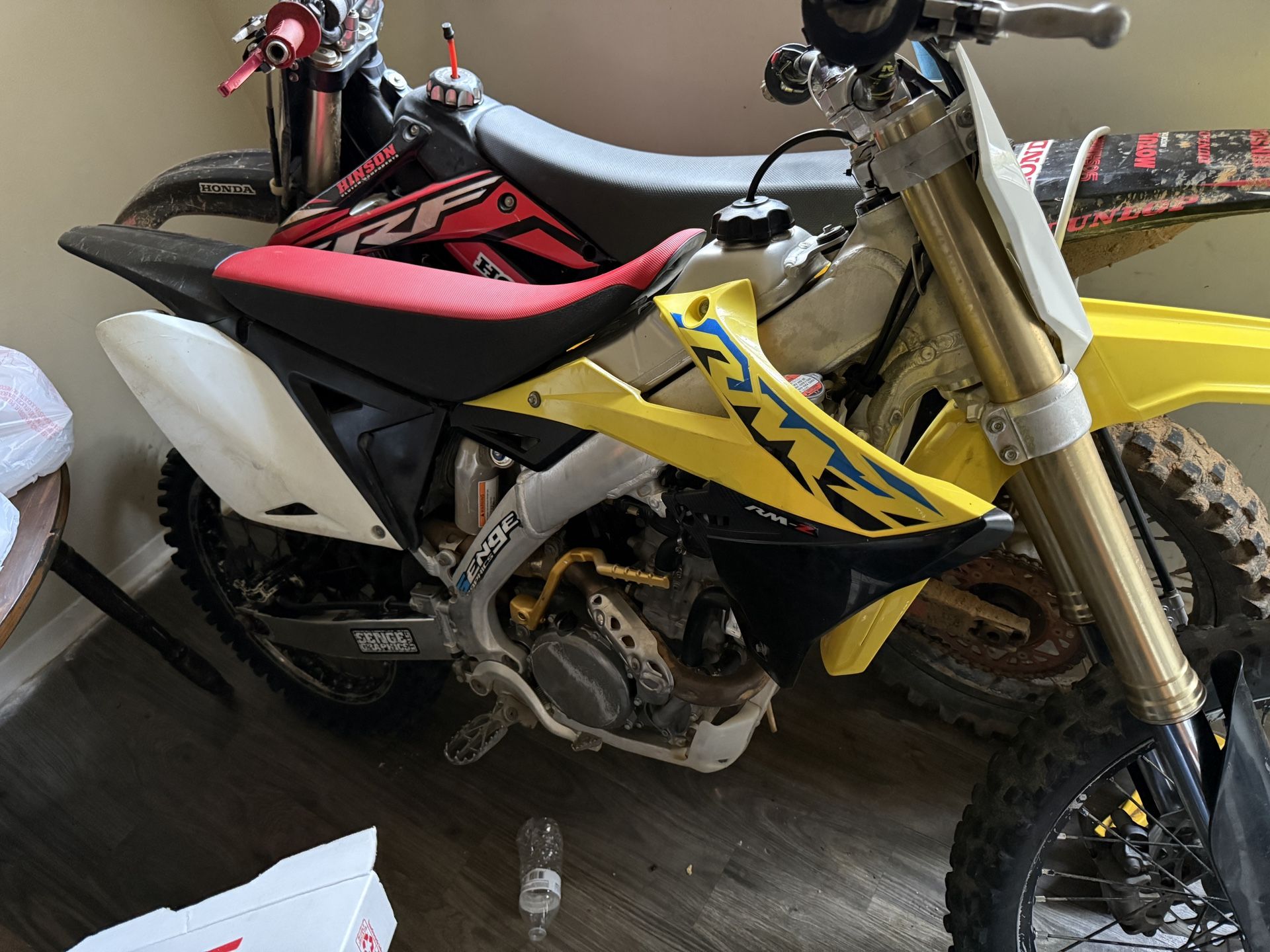 I sell motorcycle for spare part Title in hand