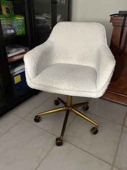 White Bouclé Swivel Office Chair with Gold Base