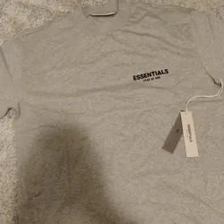 Dark grey essential tee-shirt small in mens