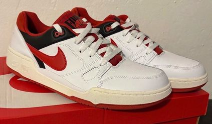 Men’s Nikes