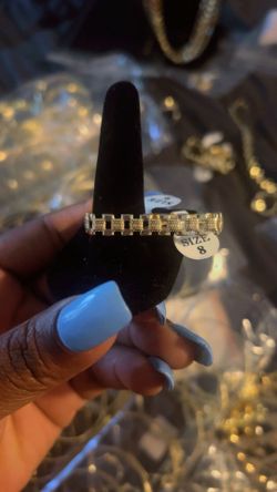 2  finger rings