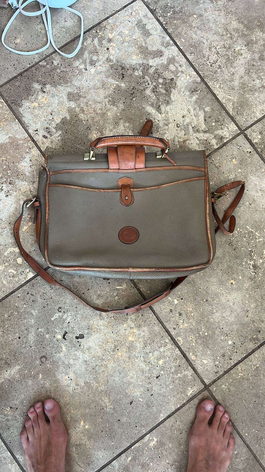 Vintage Dooney & Bourke All Weather Leather Briefcase Messenger Bag – Brown/Tan