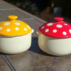 Ceramic Mushroom-Shaped Soup Crocks With Lids 2pc