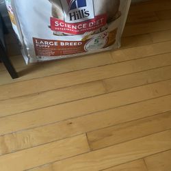 27.5 Lb Science  Diet  Large Puppy Food New Never Opened 