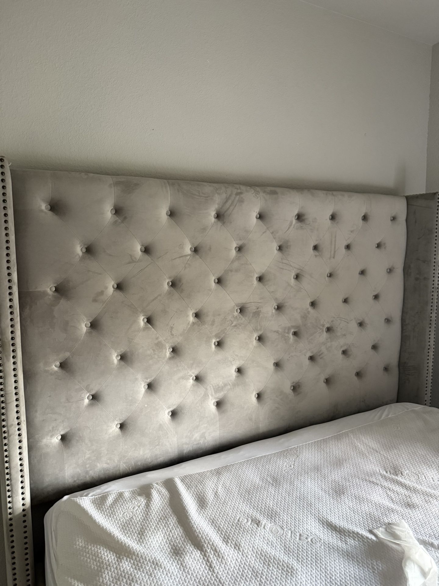 Cal King Bed