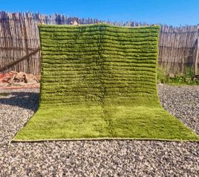 Handmade Moroccan Wool Rug — Moss Green 6x8