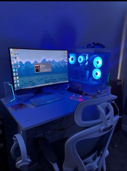 CUSTOM BUILT PC