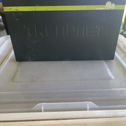 The TRENDnet TEG-S16Dg (Version v1.1R Router