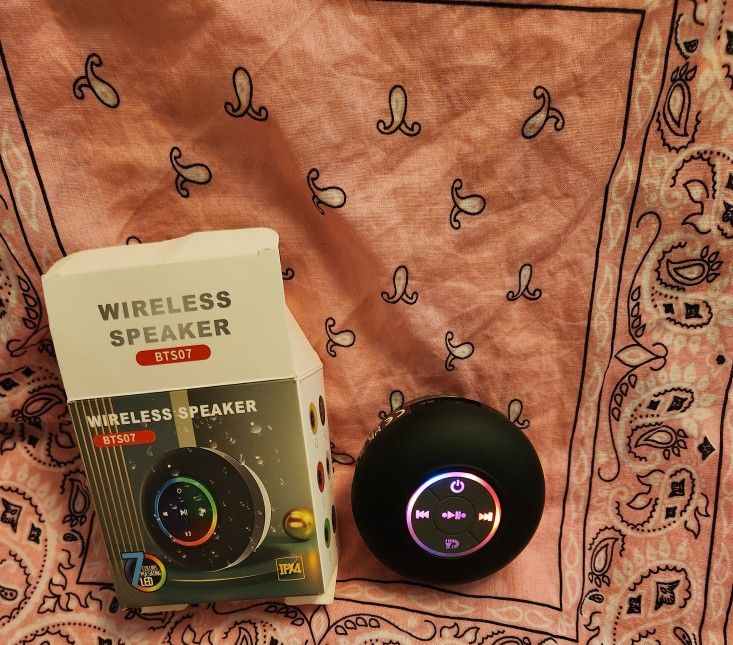 Wireless Waterproof Speaker