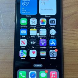 IPhone X 64GB Unlocked -Crack Glass Fully Functional