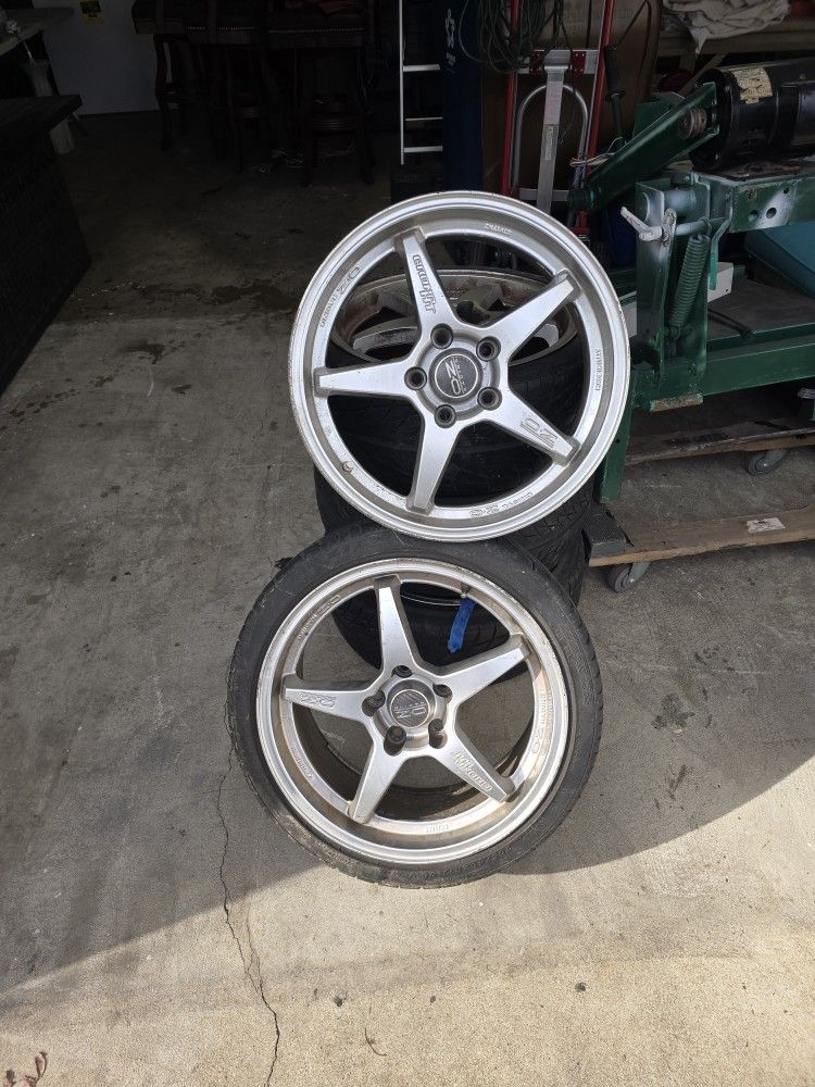 Oz racing 205/40 ZR17