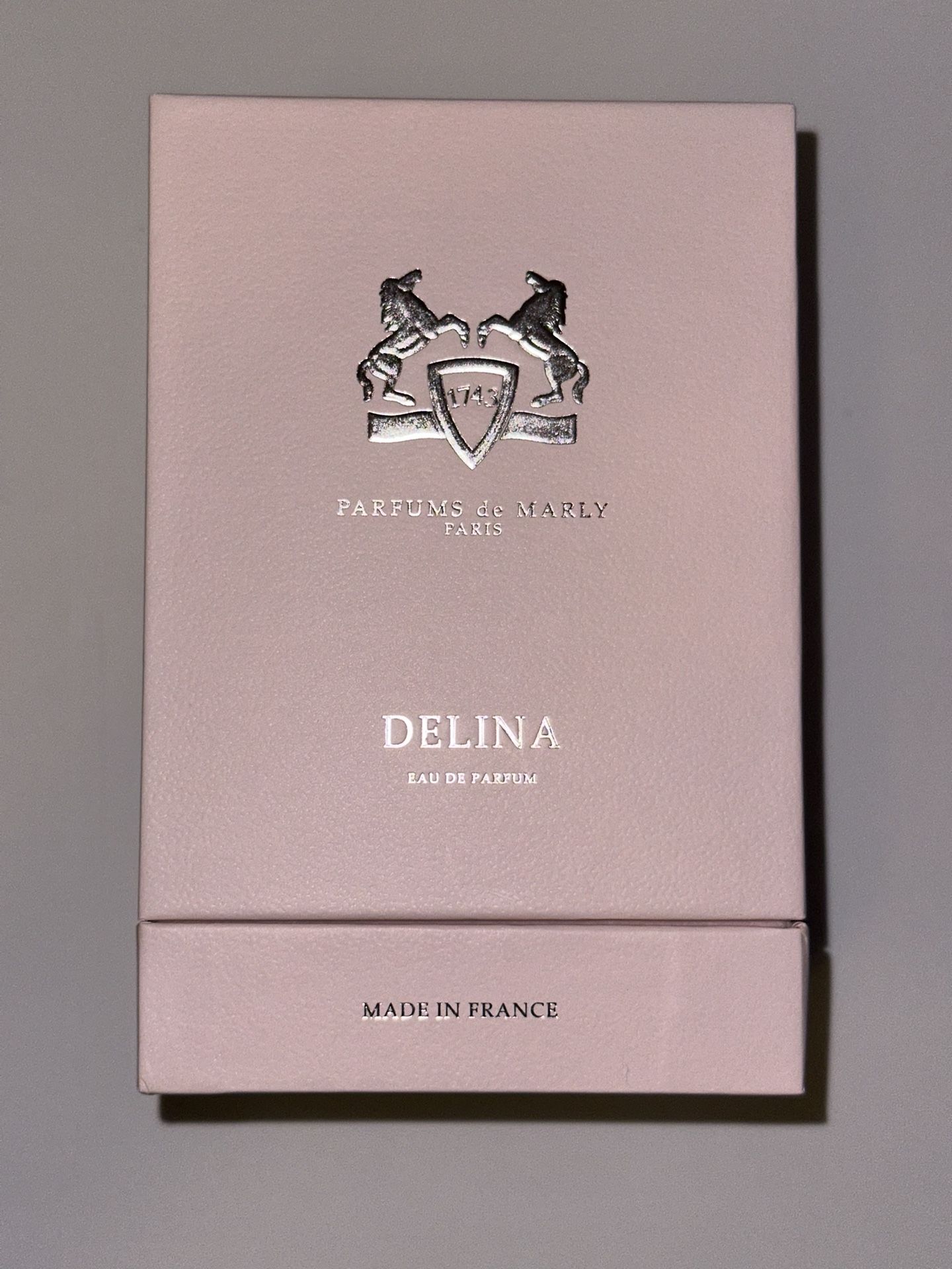 Delina Exclusive