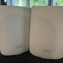 Netgear Orbi Mesh WiFi System – RBR50 Router + RBS50 Satellite
