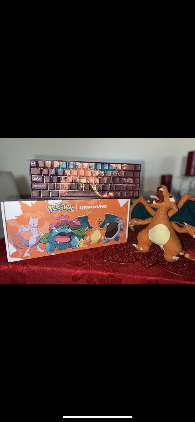 Higround Keyboard Charizard