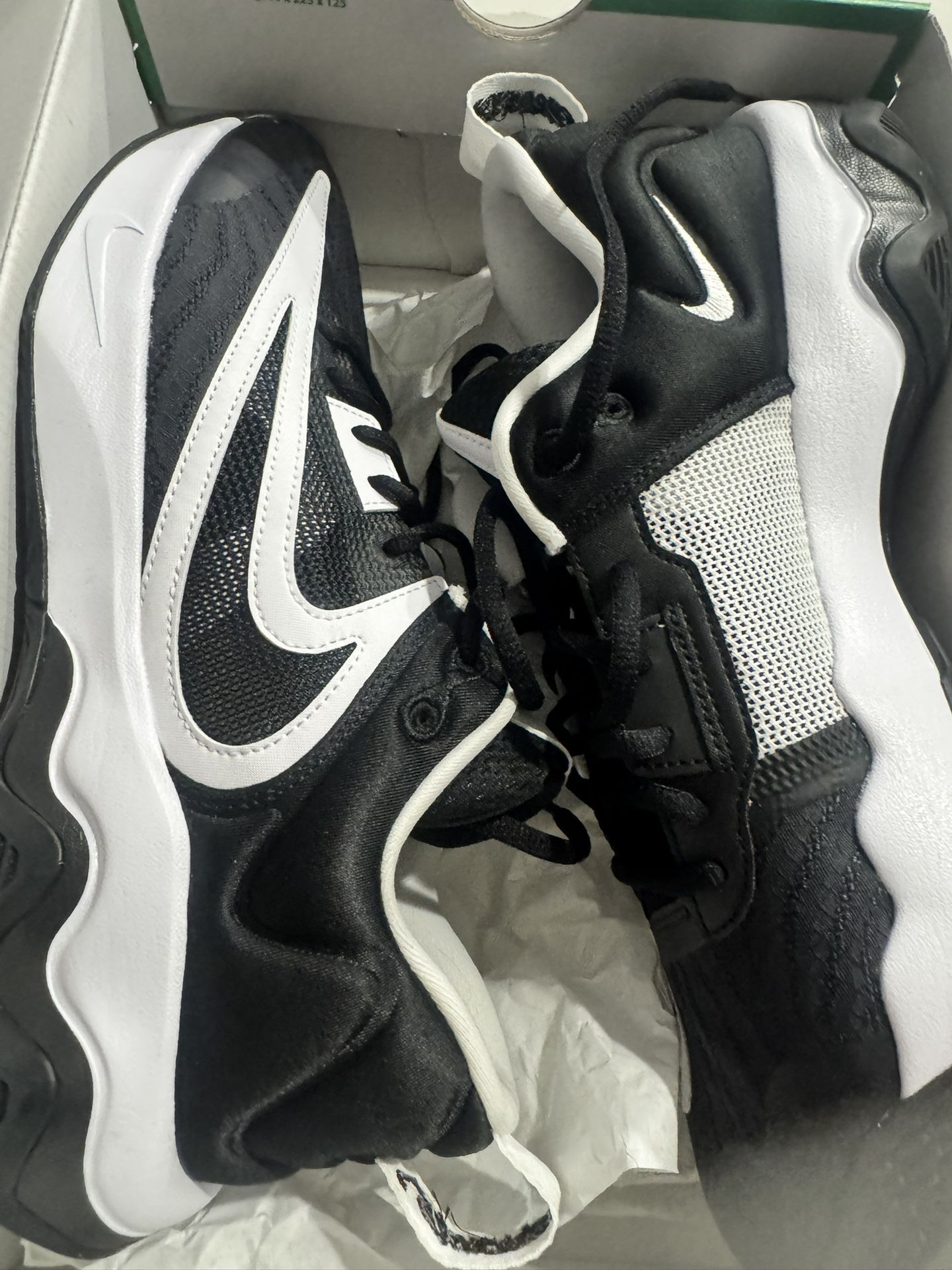 Nike Giannis Immortality 3 Shoes Mens Size 12. NEW