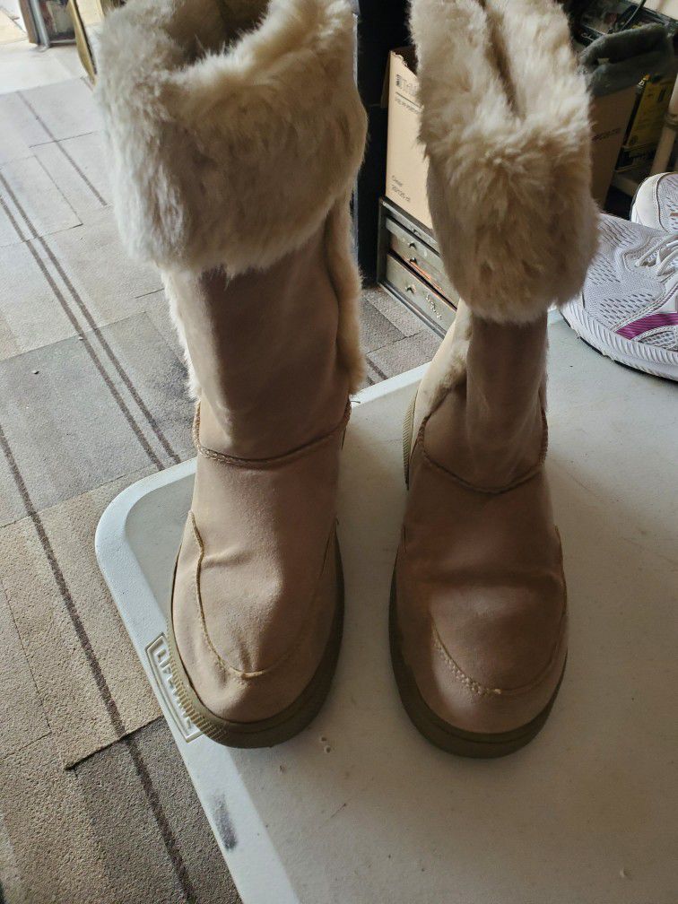 Fur Boots