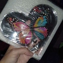 Butterfly Scripture Heart-Shaped Decorative Plaque