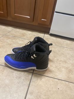 Jordan 12’s Retro Hyper royal Size 10.5
