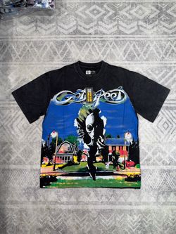 Godspeed black graphic tee with alien Size M