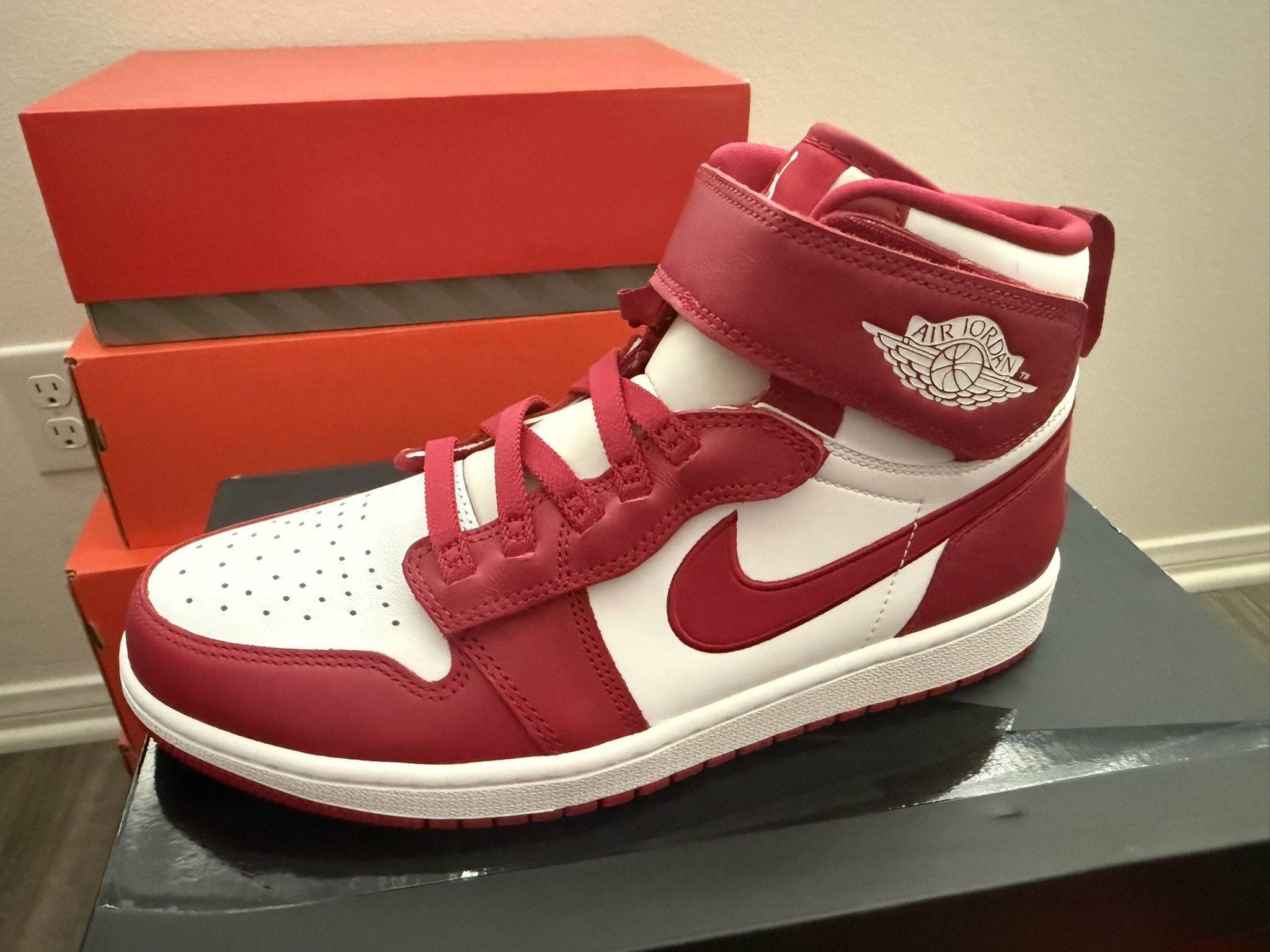 Jordan shoe. Size 9.5. Brand New.
