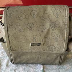 Petunia Pickle Bottom 