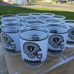14 Vintage Raiders NFL Football Frosted Glass Tumbler Mobil Oil Promotion
