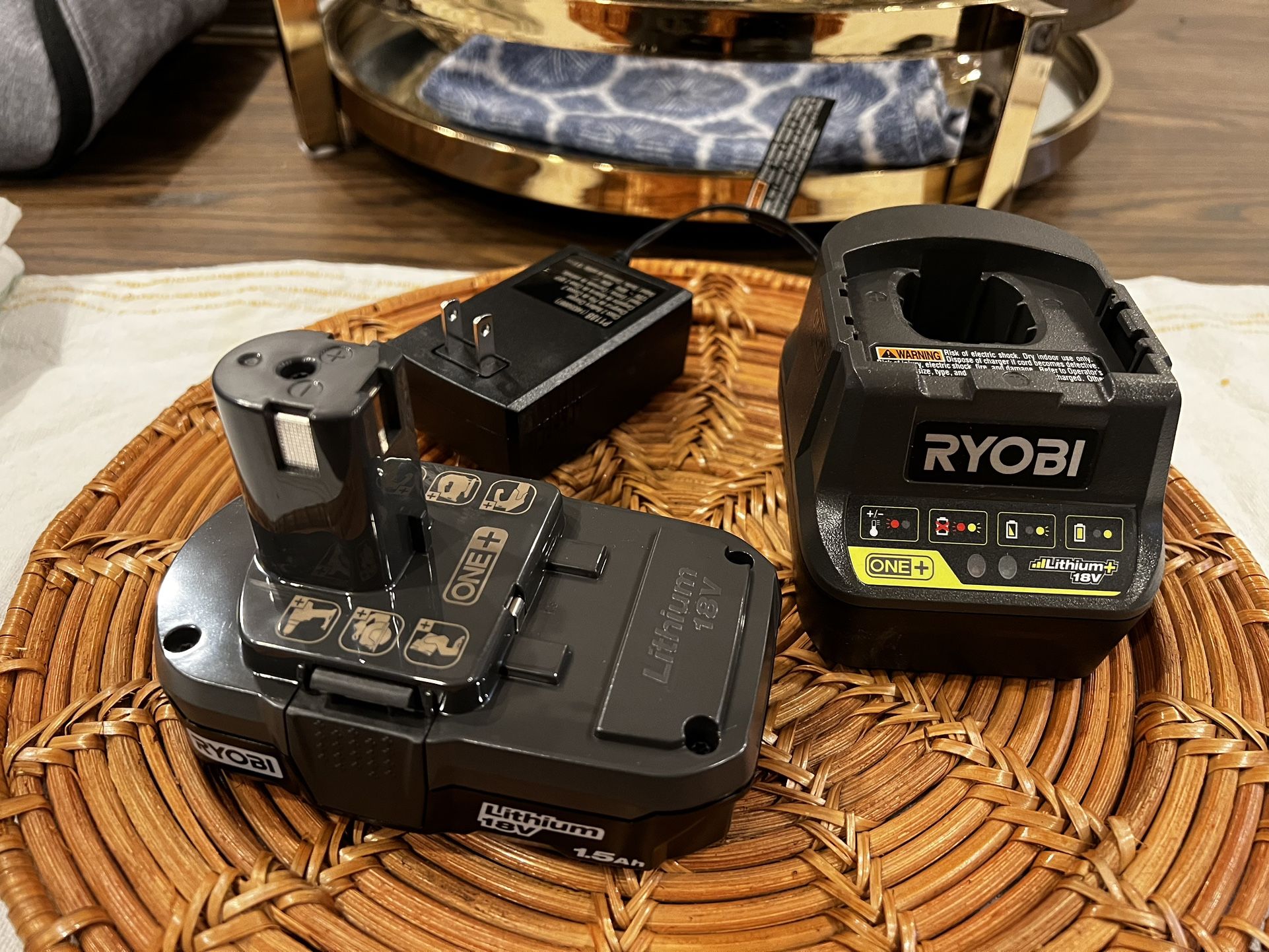 Ryobi 18V One+ 1.5 Ah Lithium Ion Battery And Charger New