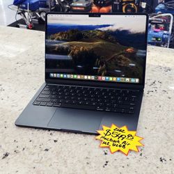Macbook Air 2022 Metallic Blue 