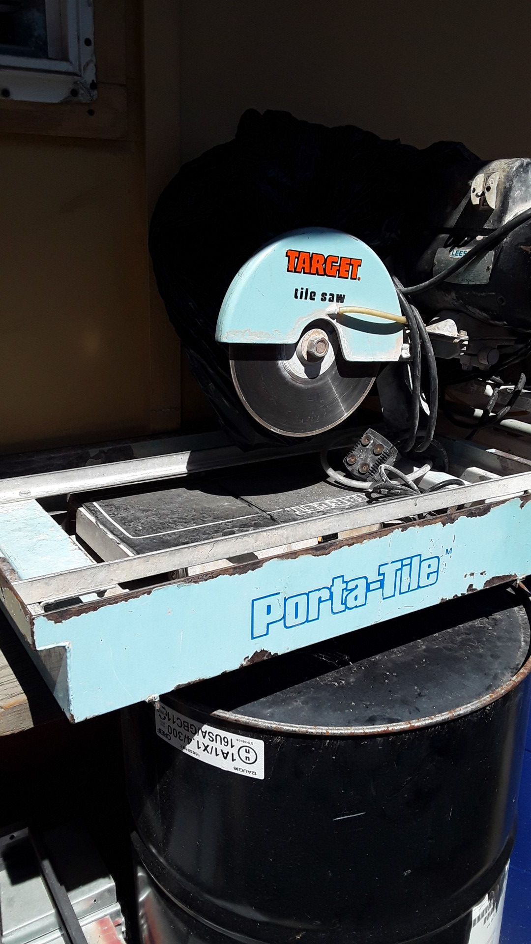 Target title saw used but in very good condition