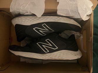 New Balance 520 Black Running Sneakers