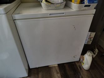 Deep freezer