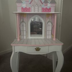 Princess Table With Mirror 