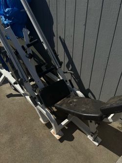 Leg Press Machine