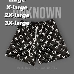 LV shorts 