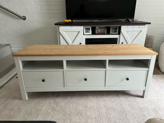 Farmhouse tv stand storage bench.