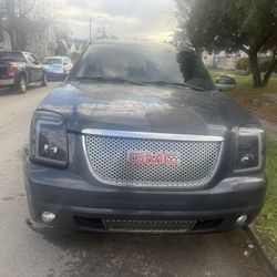 2008 GMC Yukon XL Denali