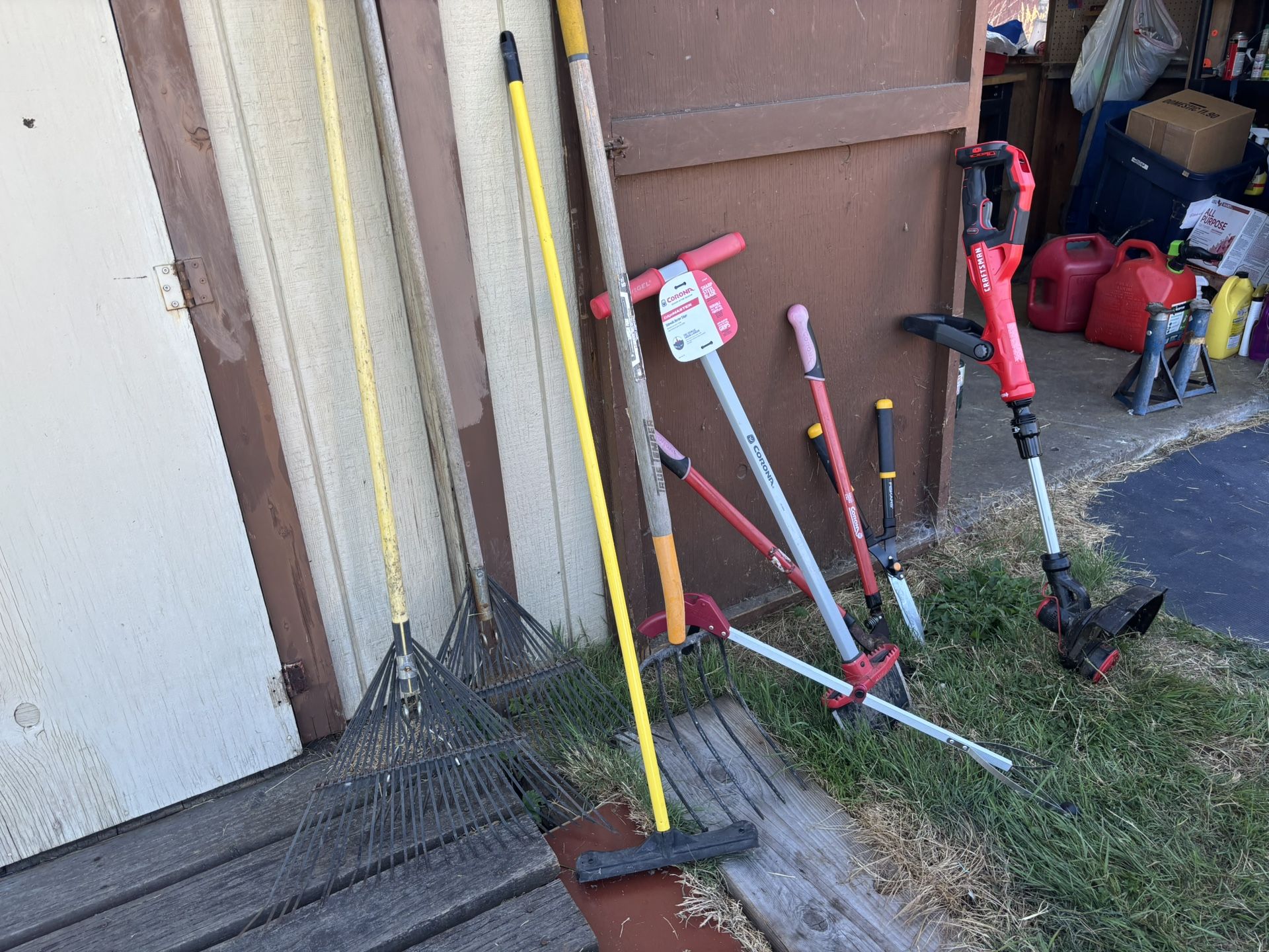 Yard Tools