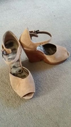 Brown wedges shoes