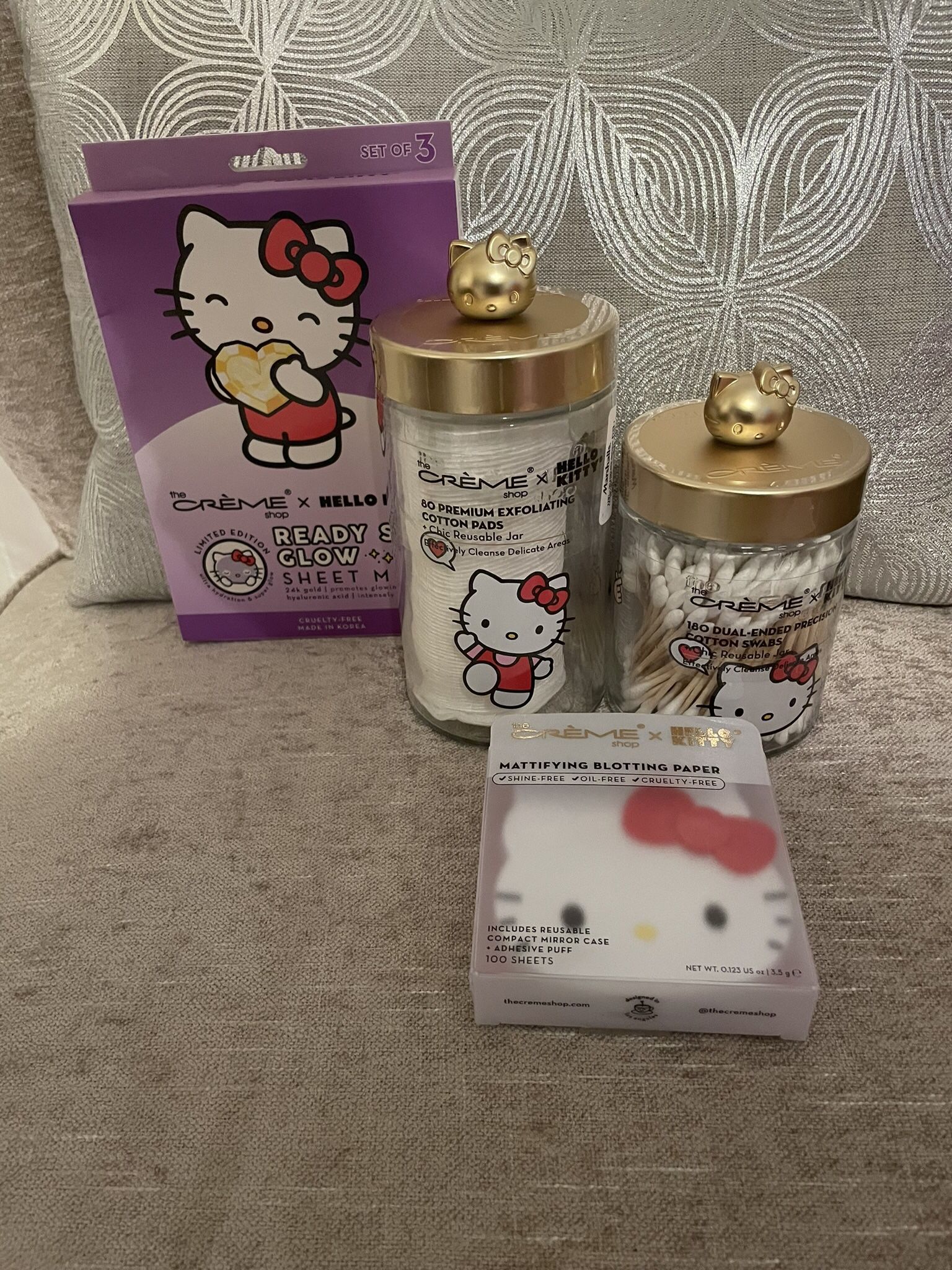 Hello Kitty Bundle Essentials 1B