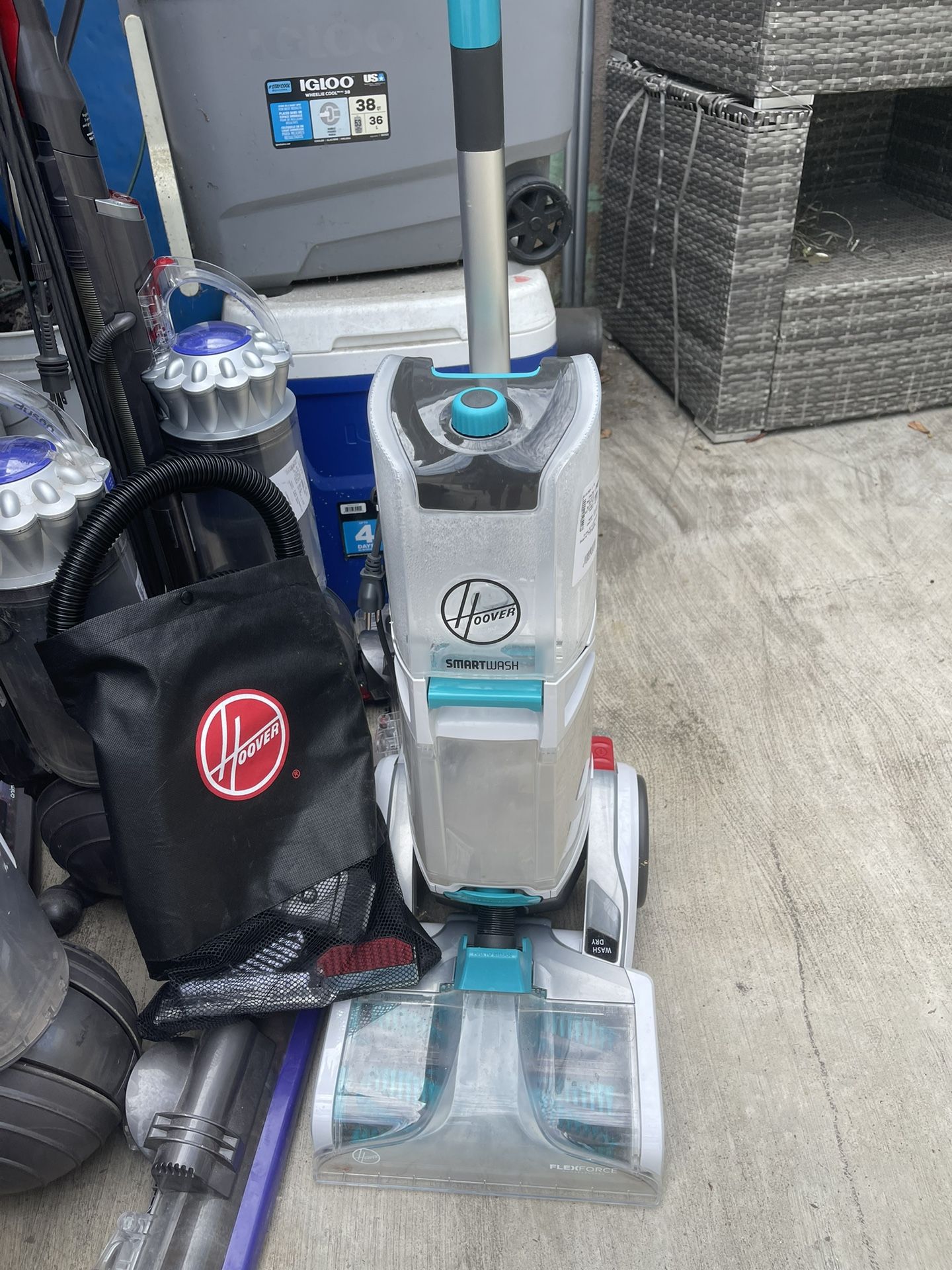 Hoover Smart Wash Carpet Cleaner