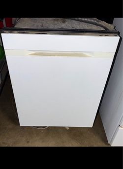 White Built-In Dishwasher