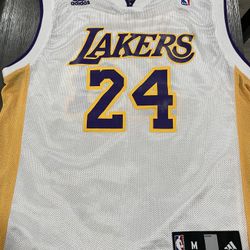 Lakers Jersey 24