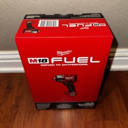 Milwaukee M18 FUEL Gen 2 Mid-Torque 1/2” Impact Wrench