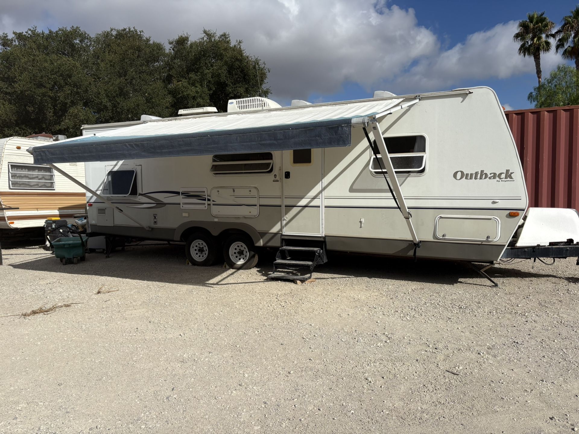 Keystone Outback Trailer