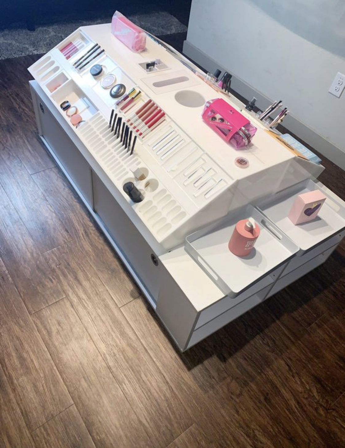 Makeup stand display / organizer with storage