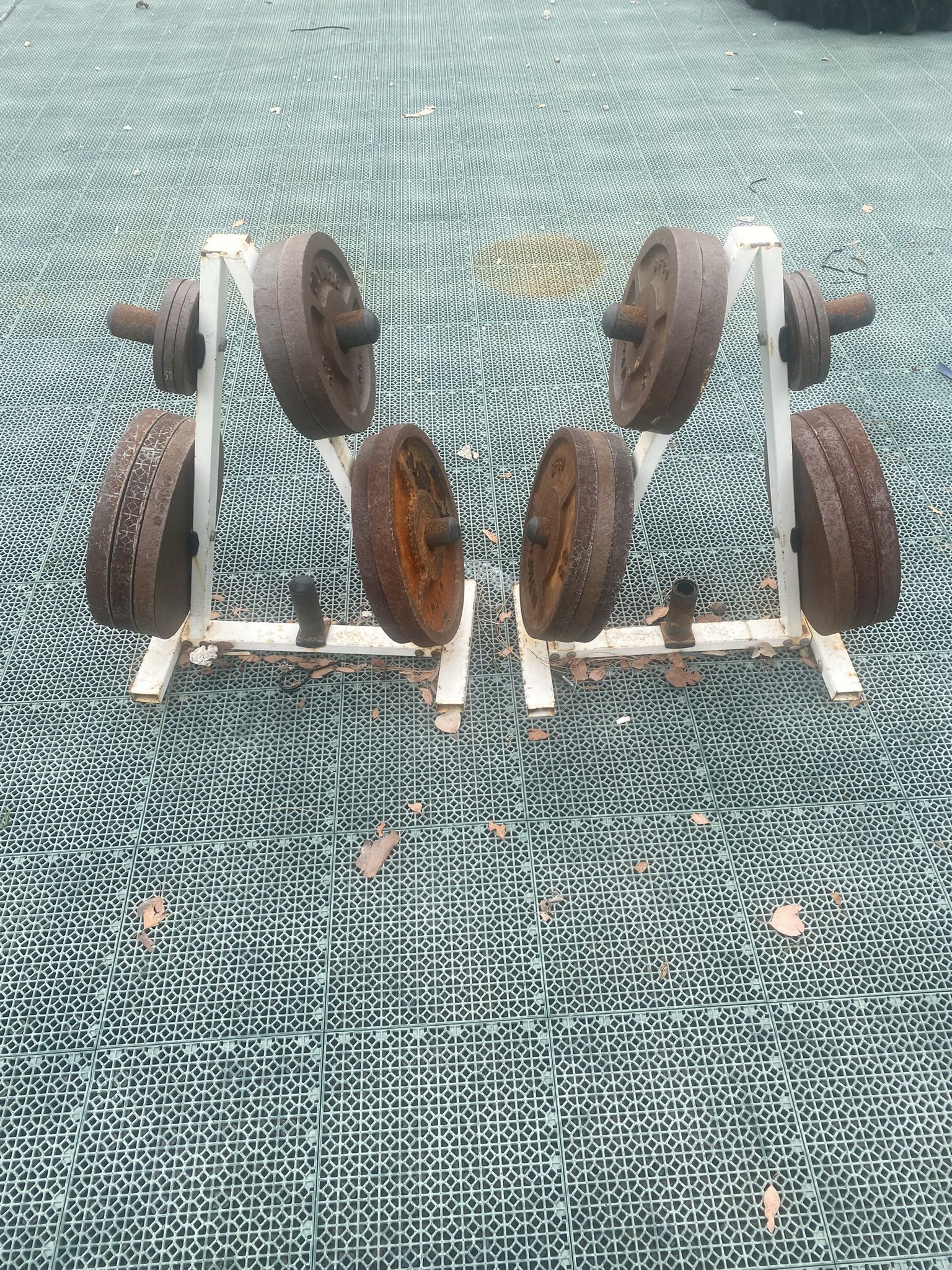 IRON PLATES / TREE RACKS